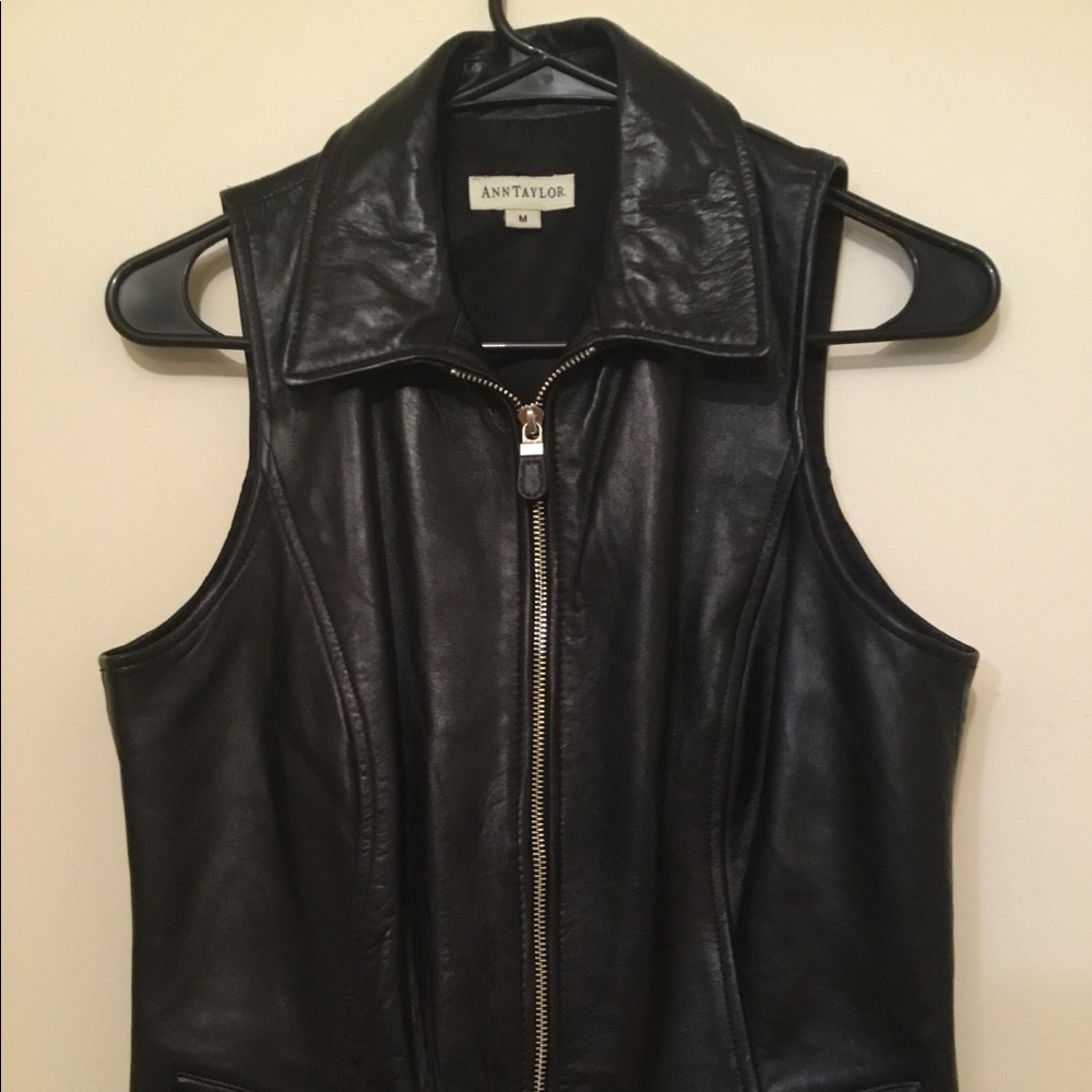 Ann Taylor Black Leather Vest *Cute Alert**